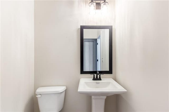 102 Red Oak Ln, Carrollton, GA 30116 - half bathroom with toilet