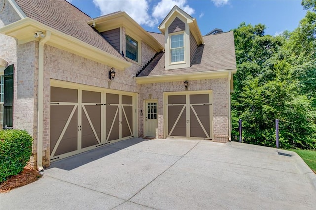 255 Beech Tree Holw, Sugar Hill, GA 30518 - garage with driveway