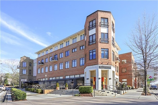 view of building exterior