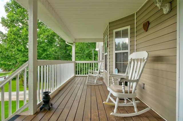 1137 Eagles Nest Cir, Carrollton, GA 30116 - view of porch