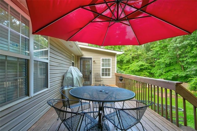 1137 Eagles Nest Cir, Carrollton, GA 30116 - deck featuring outdoor dining space