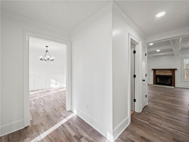 6333 Horizon Dr, Flowery Branch, GA 30542 - corridor featuring crown molding, wood finished floors, a chandelier, recessed lighting, and coffered ceiling