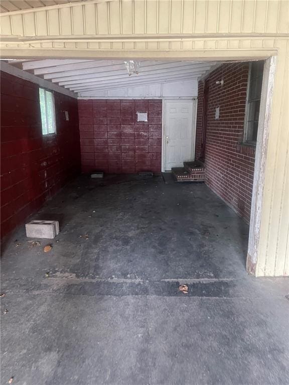 914 Bowden St, Savannah, GA 31415 - view of garage