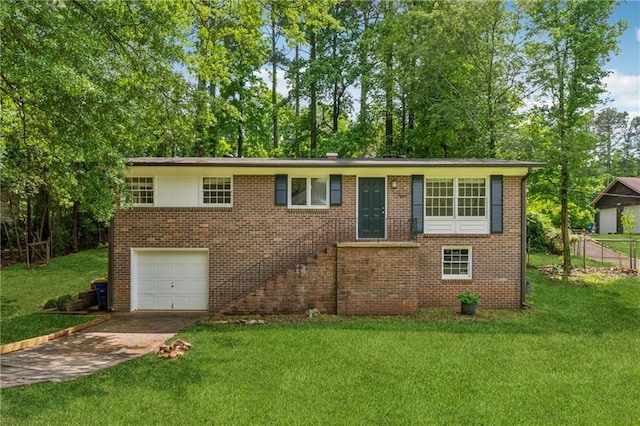 2015 Twelve Oaks Cir NW, Kennesaw, GA 30144 - ranch-style house featuring a front yard, a garage, brick siding, and driveway