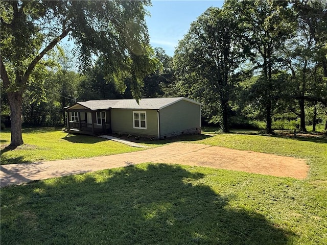 5251 Bogus Rd, Gainesville, GA 30506 - view of grassy yard featuring a porch and view of scattered trees