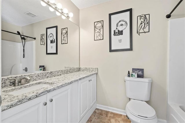 bathroom featuring shower / bathtub combination, visible vents, toilet, vanity, and baseboards