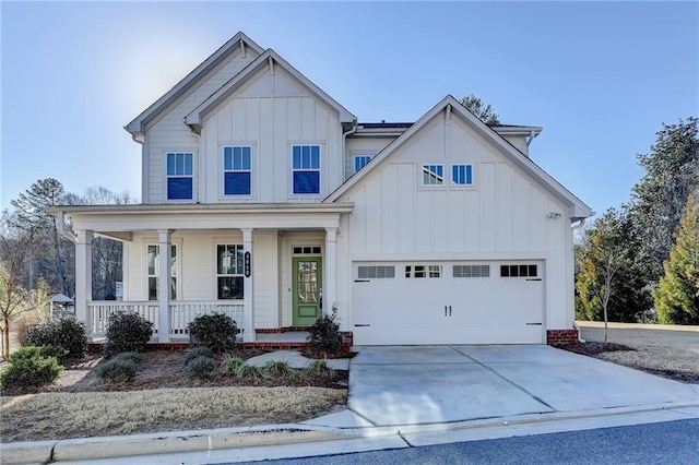 view of front of property with a porch