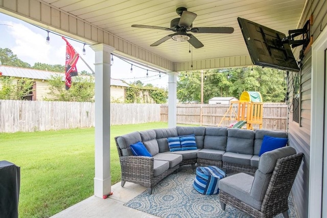 view of patio featuring ceiling fan and outdoor lounge area