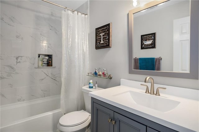 full bath with shower / tub combo with curtain, toilet, and vanity