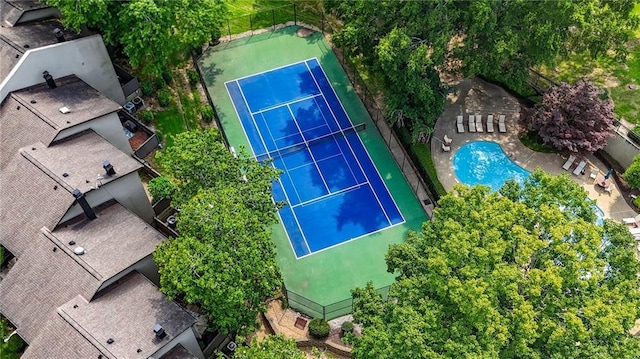 12 Ivy Rdg NE, Atlanta, GA 30342 - drone / aerial view of a pool