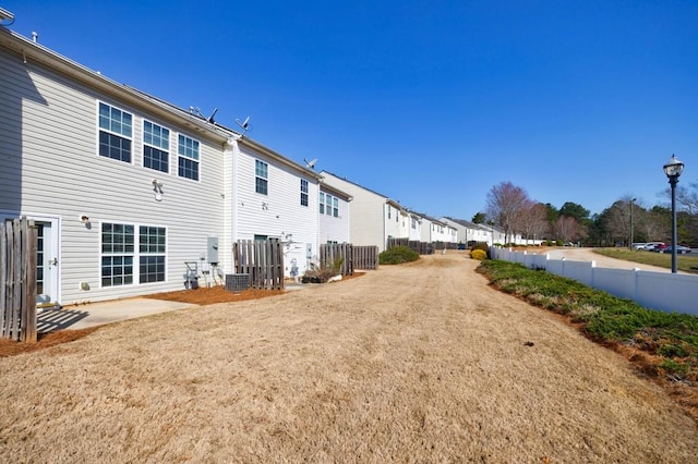 2873 Snapfinger Mnr, Decatur, GA 30035 - rear view of property with a residential view