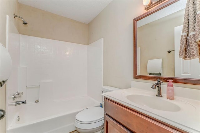 200 Wildwood Cir SE, Calhoun, GA 30701 - bathroom featuring toilet, vanity, and  shower combination