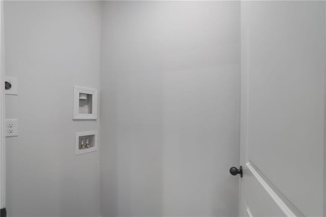 1005 Sims Ave NW, Atlanta, GA 30318 - clothes washing area with hookup for an electric dryer, laundry area, and hookup for a washing machine