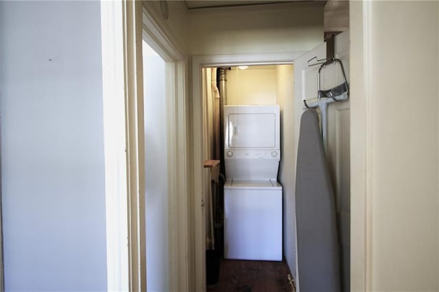 2054 E Roxboro Rd NE, Atlanta, GA 30324 - washroom featuring stacked washing maching and dryer and laundry area