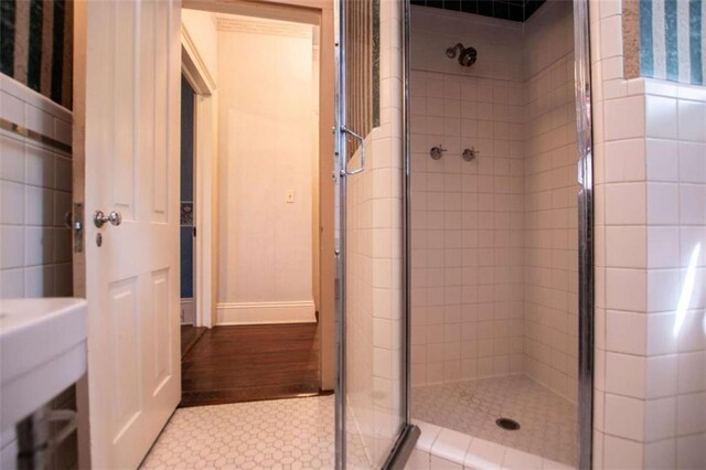 bathroom featuring walk in shower