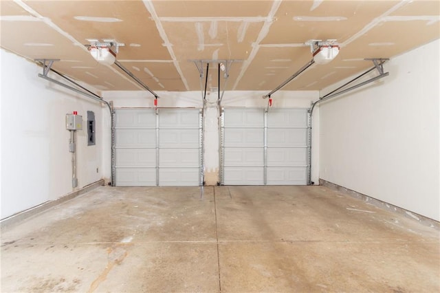 6683 Princeton Park Ct, Lithonia, GA 30058 - garage featuring a garage door opener