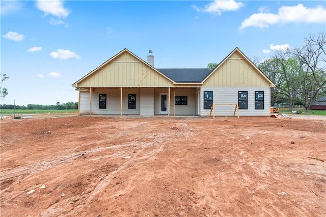 view of front of property with covered porch