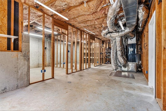 6411 Compass Dr, Flowery Branch, GA 30542 - unfinished below grade area featuring heating unit