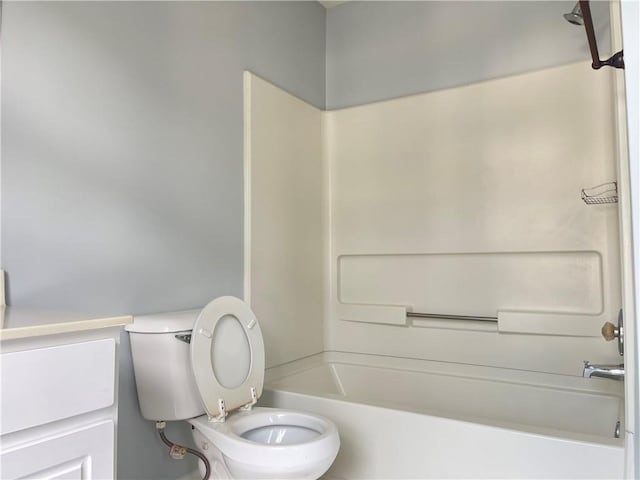 795 Abbotts Mill Ct Unit 73, Johns Creek, GA 30097 - bathroom with washtub / shower combination and vanity