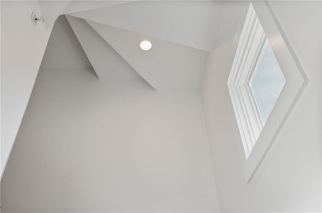 room details featuring recessed lighting