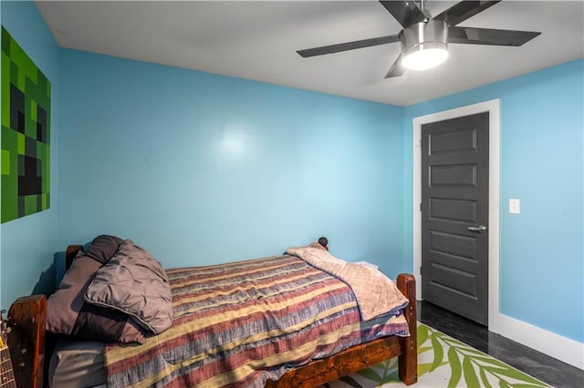 bedroom featuring ceiling fan