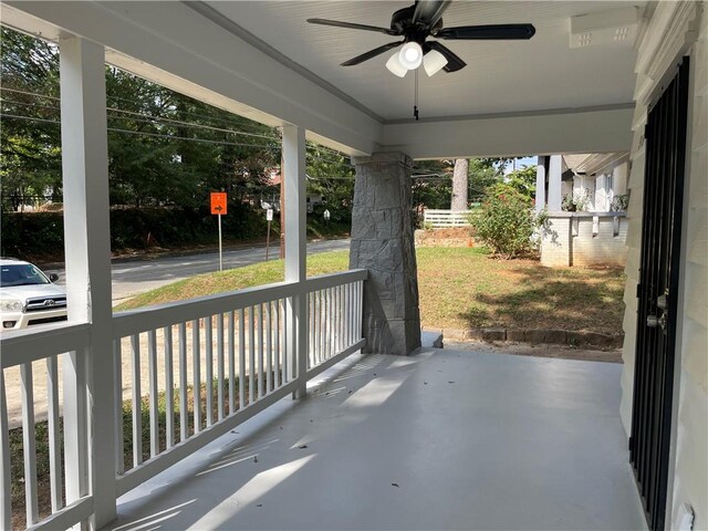 view of patio / terrace with covered porch and ceiling fan