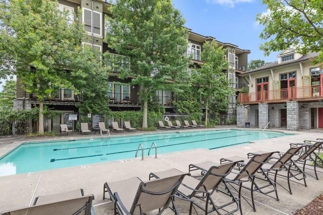 1195 Milton Ter SE Unit 1407, Atlanta, GA 30315 - community pool with a patio