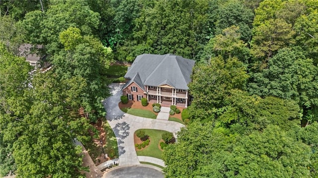 aerial view of property and surrounding area