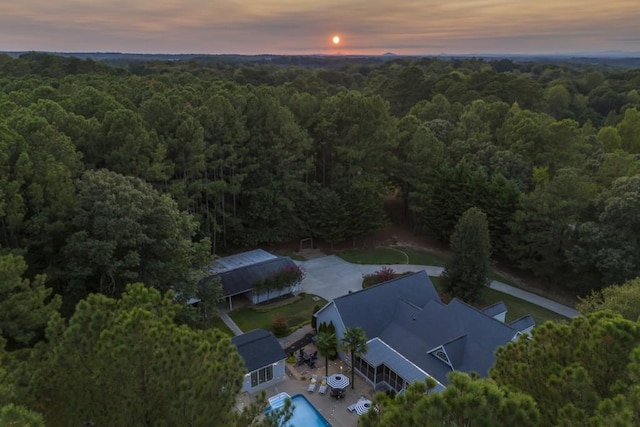 view of aerial view at dusk