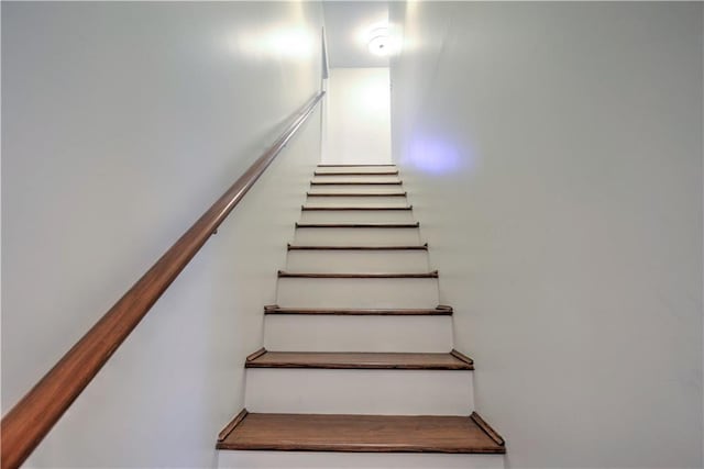208 Trout Lily Trl, Big Canoe, GA 30143 - view of staircase