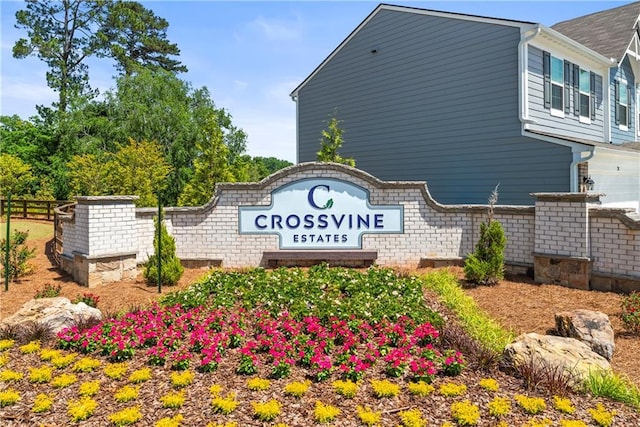 40 Cava Ter, Braselton, GA 30517 - community / neighborhood sign featuring a garage