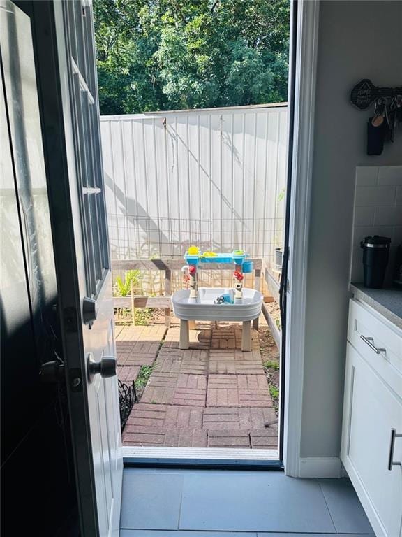 4312 Idlewood Ln, Tucker, GA 30084 - view of doorway