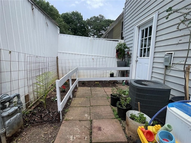 4312 Idlewood Ln, Tucker, GA 30084 - fenced backyard with cooling unit