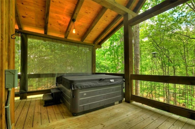 179 Huckleberry Ln, Ellijay, GA 30536 - sunroom / solarium with a jacuzzi
