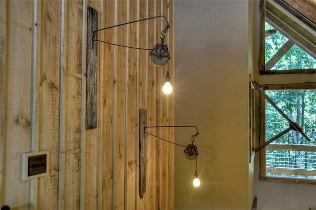 179 Huckleberry Ln, Ellijay, GA 30536 - detailed view