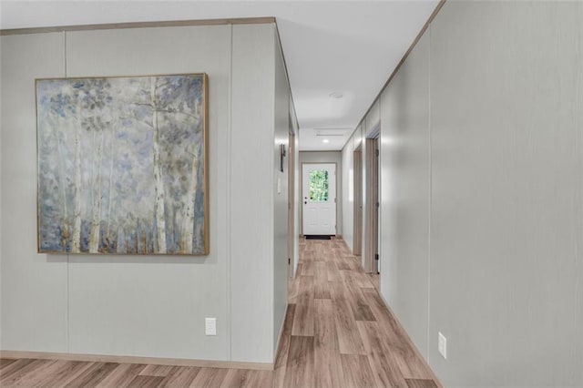 551 Fern Valley Trl, Clarkesville, GA 30523 - corridor with light wood-style flooring
