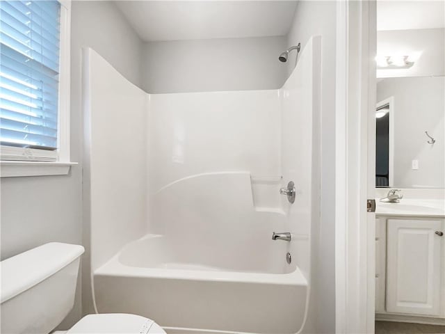 200 Pine Trl, Dallas, GA 30157 - bathroom featuring toilet, vanity, and shower / bath combination