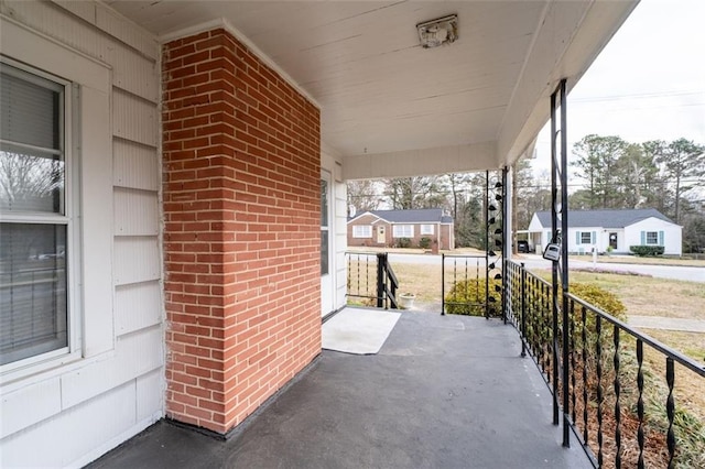 view of patio / terrace with covered porch