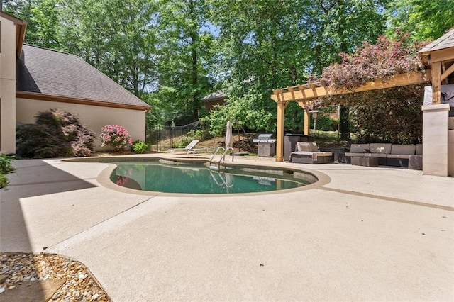 view of swimming pool with a patio area, an outdoor hangout area, a pergola, and fence