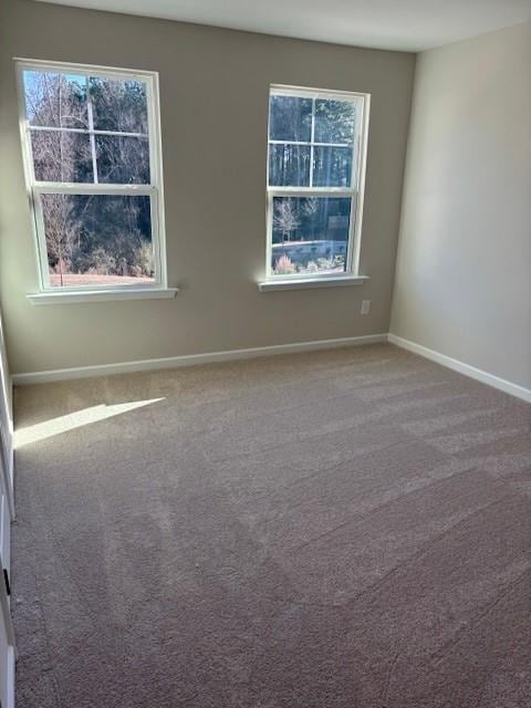 view of carpeted spare room