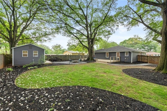 957 Sharon Cir SE, Smyrna, GA 30080 - view of yard featuring a patio and an outdoor structure