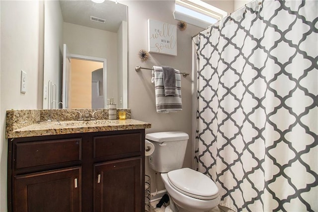 6213 Old Kingston Dr, Atlanta, GA 30331 - bathroom featuring vanity and a shower with curtain