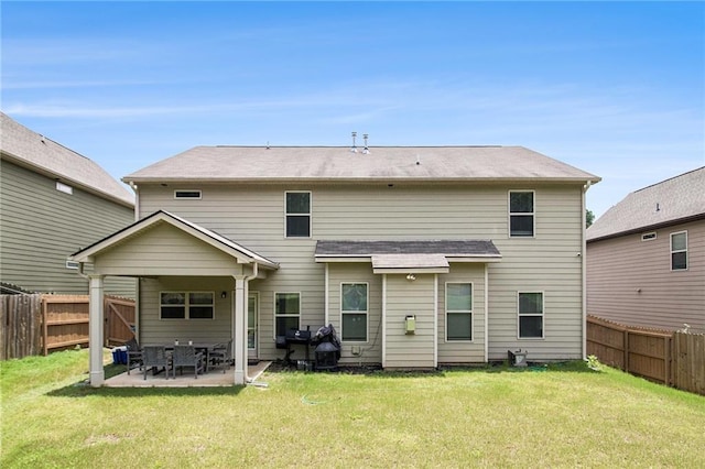 6213 Old Kingston Dr, Atlanta, GA 30331 - rear view of house with a patio area and a fenced backyard