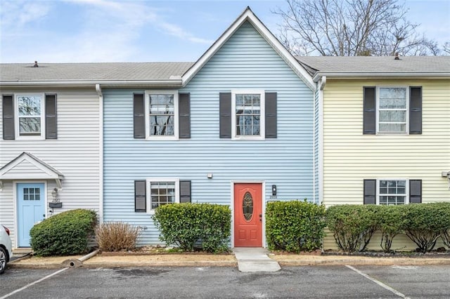 2859 Spring Villa Ln SE, Smyrna, GA 30080 - townhome / multi-family property with uncovered parking