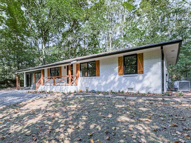 221 Wonewok Dr, Canton, GA 30114 - view of front of home featuring a porch and brick siding