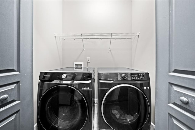 775 Duberry St, Alpharetta, GA 30004 - laundry area featuring washer and dryer