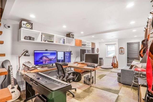 home office featuring recessed lighting