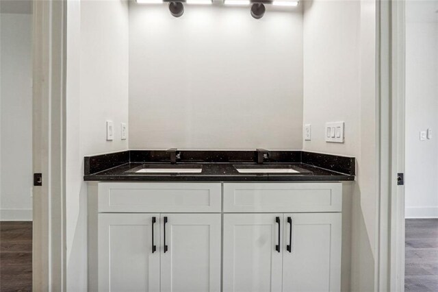 bathroom with a tile shower