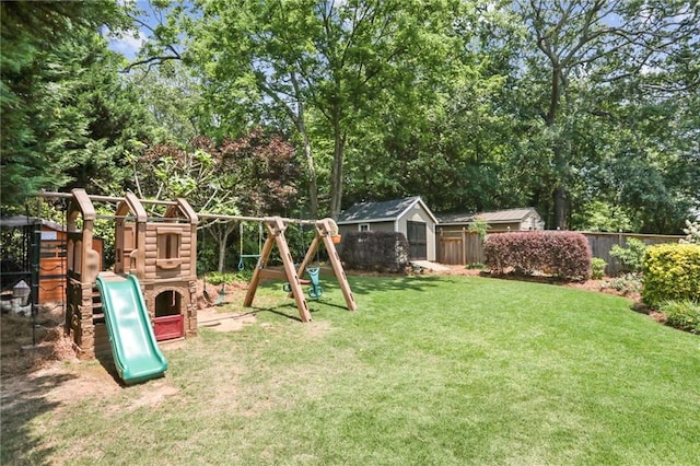 view of jungle gym featuring a yard