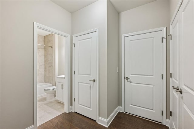 1036 Grant Park Rd, Decatur, GA 30033 - hall featuring dark wood-style flooring and baseboards